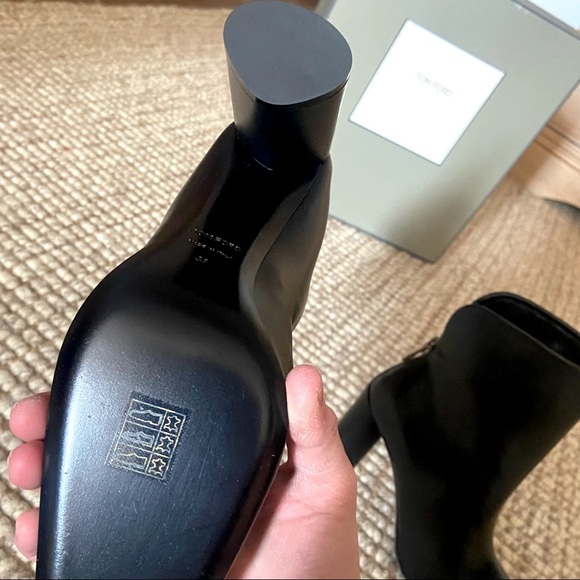 Tom Ford Heeled Ankle Boot, Leather, 38/US 8 - Picture 11 of 12